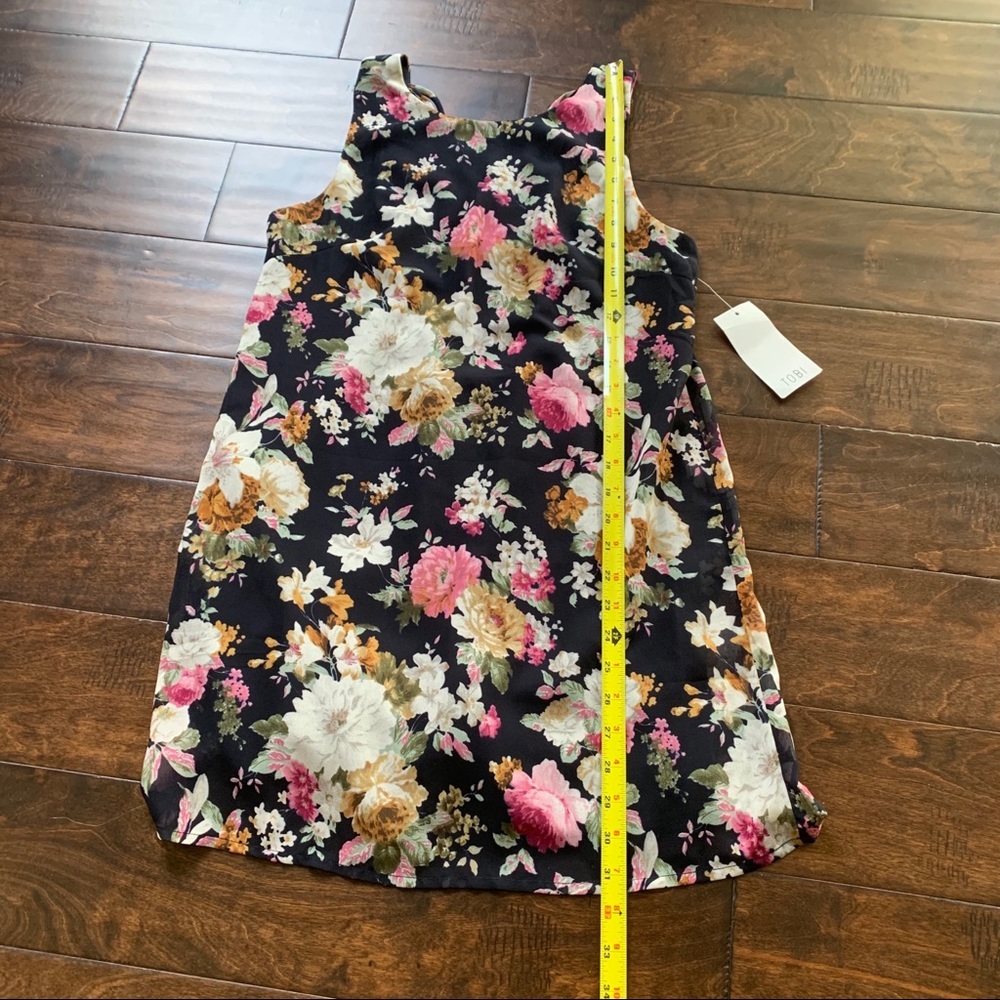 Tobi Floral Dress‎ NWT